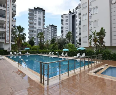 apartment in a luxury complex in konyaaltı, antalya