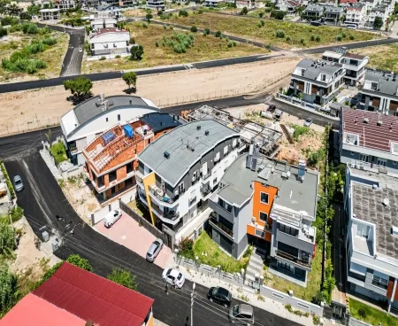antalya guzeloba ; duplex apartment on the complex