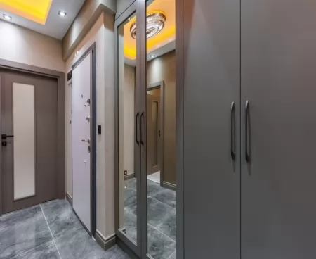 antalya konyaaltı; renovated 4-room apartment