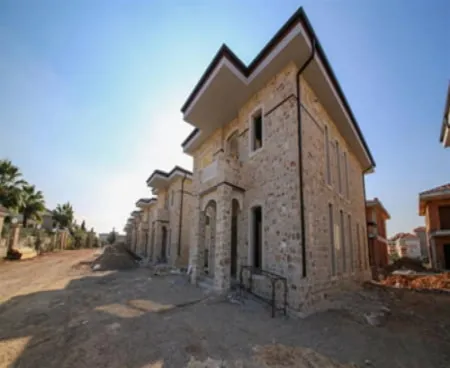 antalya villas with private pools and gardens in dosemealti