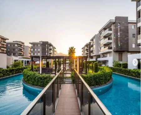 flat in a luxury site with antalya citizenship