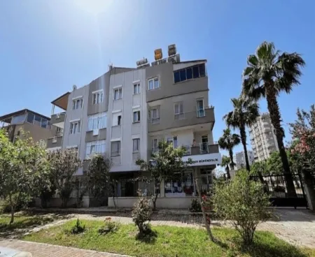 3 bedroom apartment for sale in muratpaşa center, 200 meters from the sea