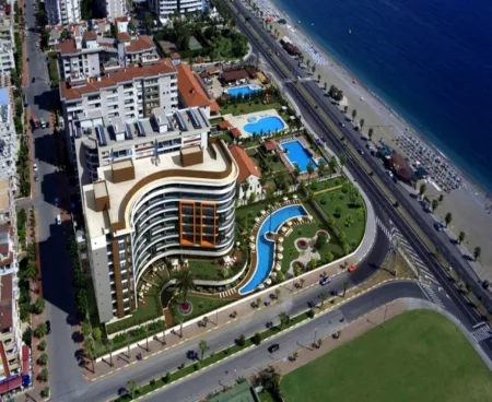 sea view flat for sale in konyaaltı liman district
