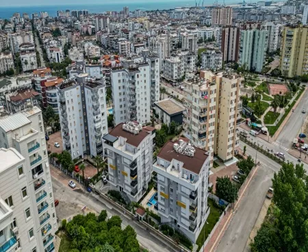 antalya konyaalti ; flat in equipped complex