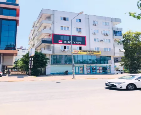 antalya muratpasa ; centrally located 3-room apartment