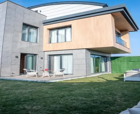 private villas with 30% down payment, 36 monthly installments