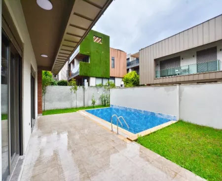 luxury villa in molla yusuf/konyaltı