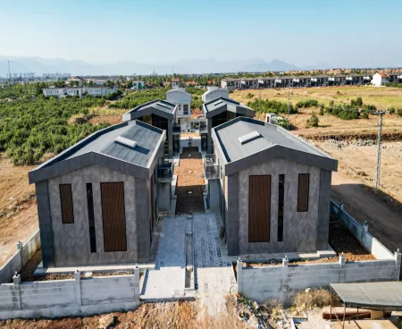 villas with underfloor heating and private garden in antalya