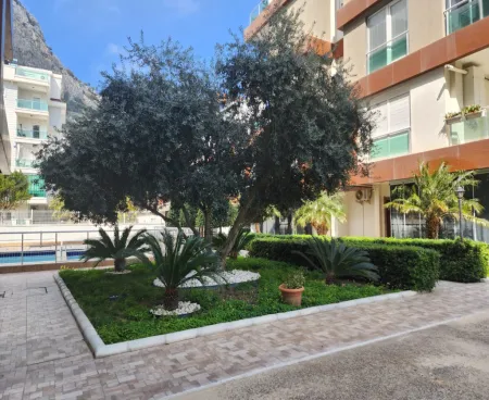 luxury apartment by owner in hurmа