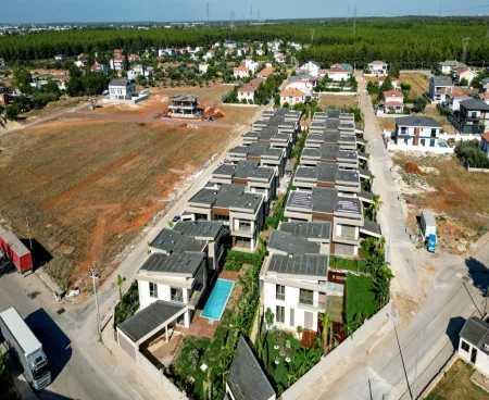 4+1 luxury villa in döşemealtı nebiler neighborhood