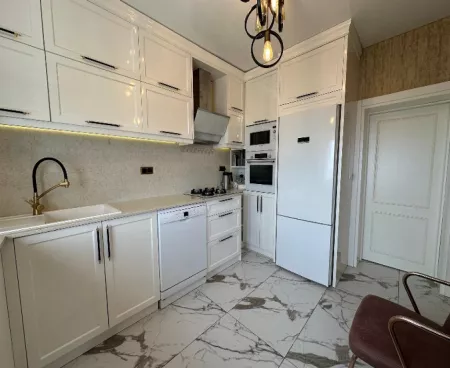 flat in a luxury complex in konyaalti region