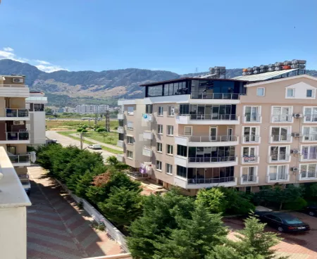 3-bedroom duplex apartment in konyaaltı liman
