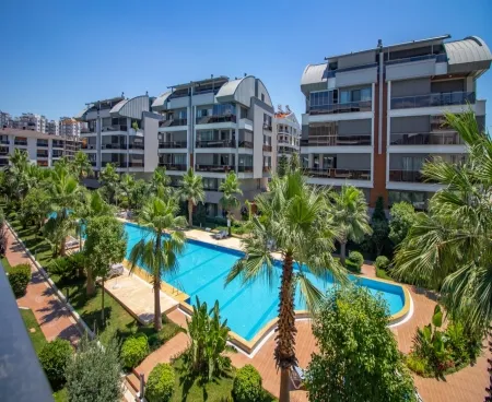 antalya konyaaltı elit bölgede daire