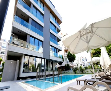 luxury apartment in konyaaltı liman